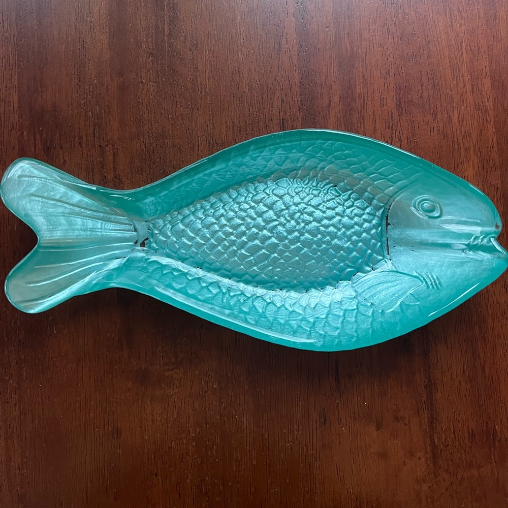 Glass Fish - blue
